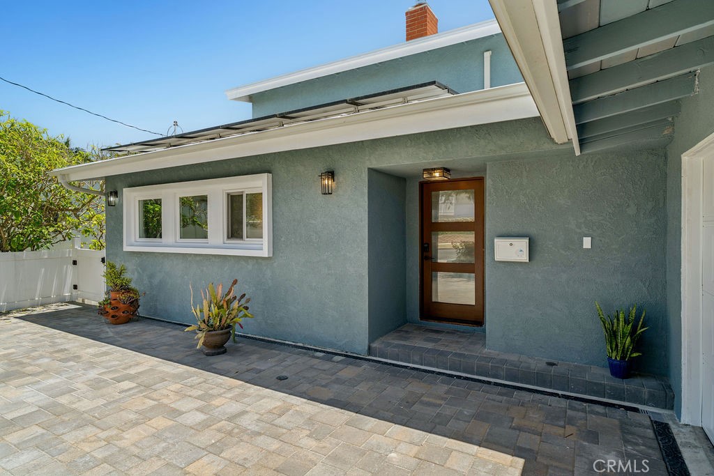 1713 W 27th Street