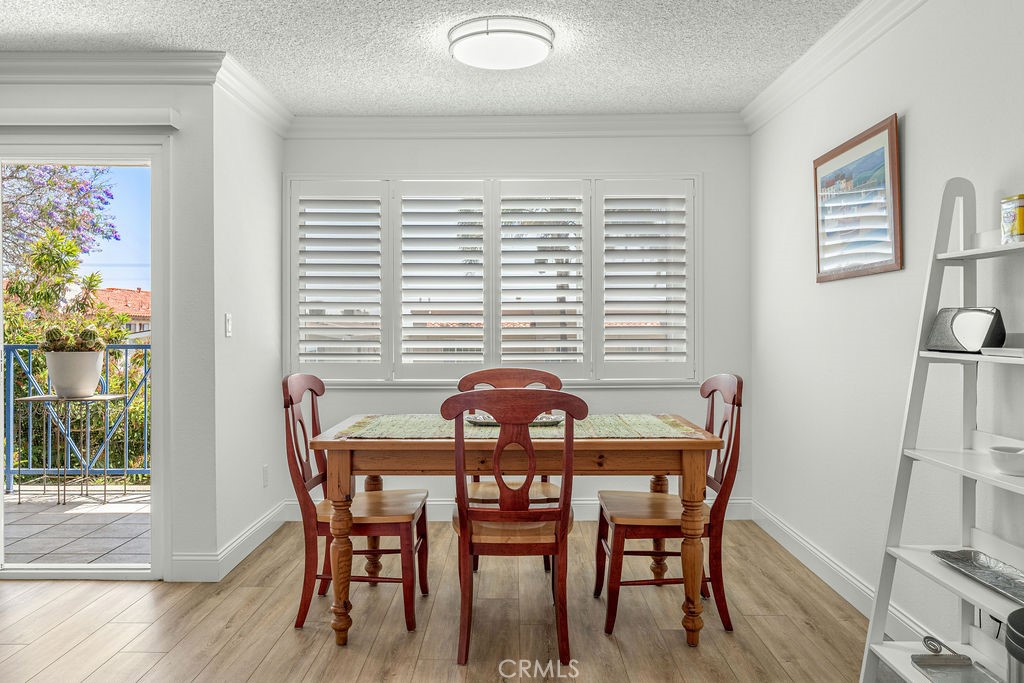 1110 W 10th Street 104