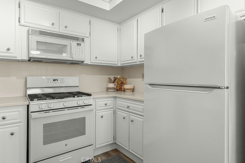 1110 W 10th Street 104