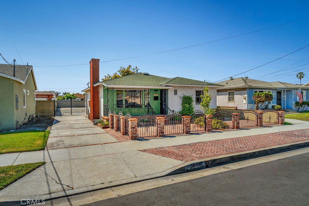 1611 Bay View Avenue