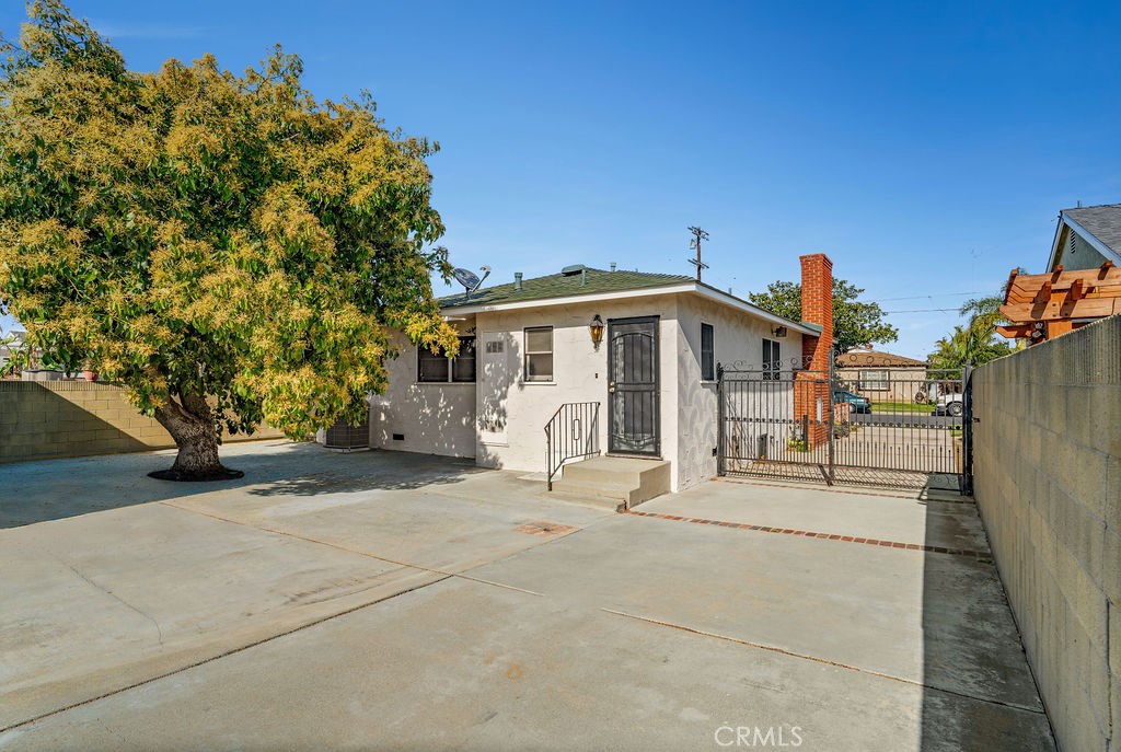 1611 Bay View Avenue