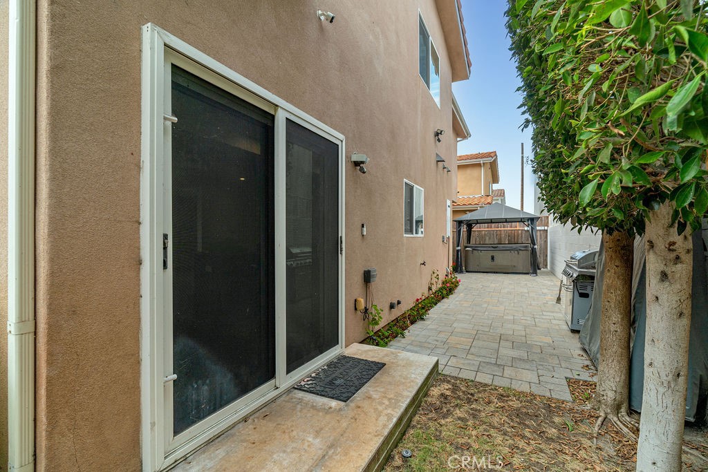 24842 Frampton Avenue