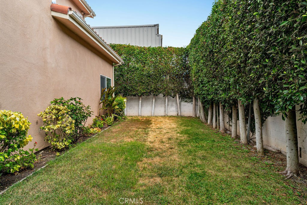 24842 Frampton Avenue