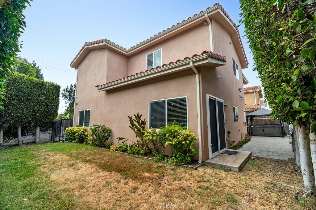 24842 Frampton Avenue