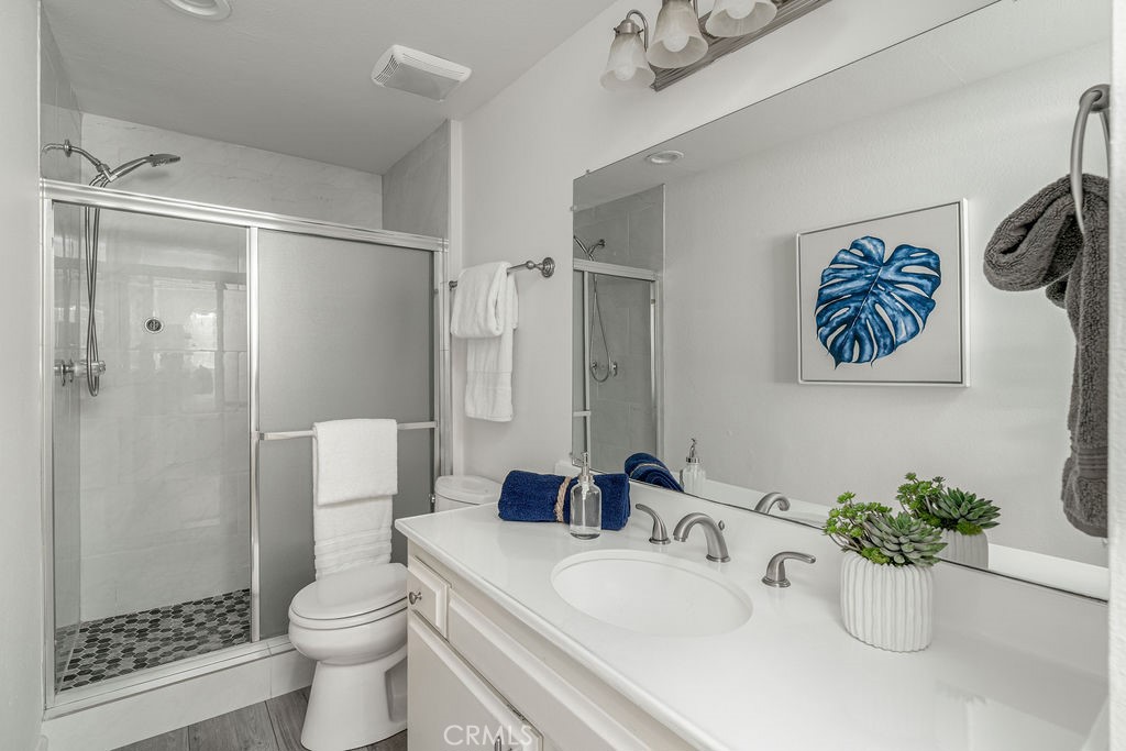 765 W 26th Street 105
