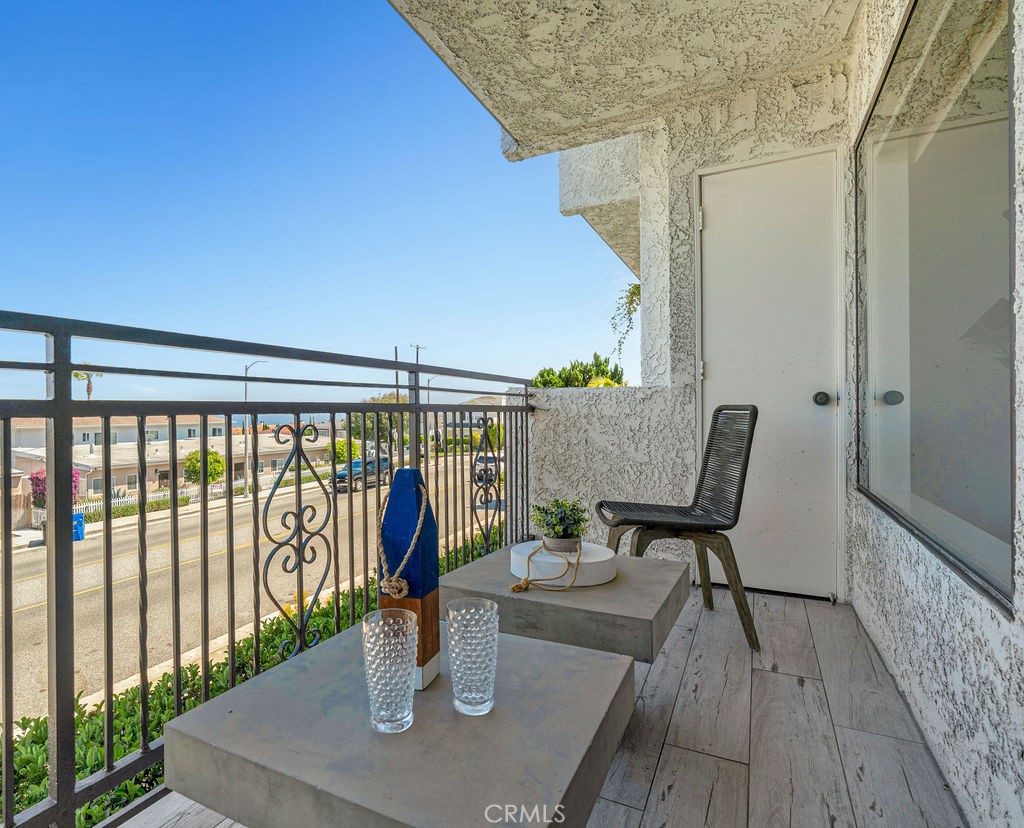 765 W 26th Street 105