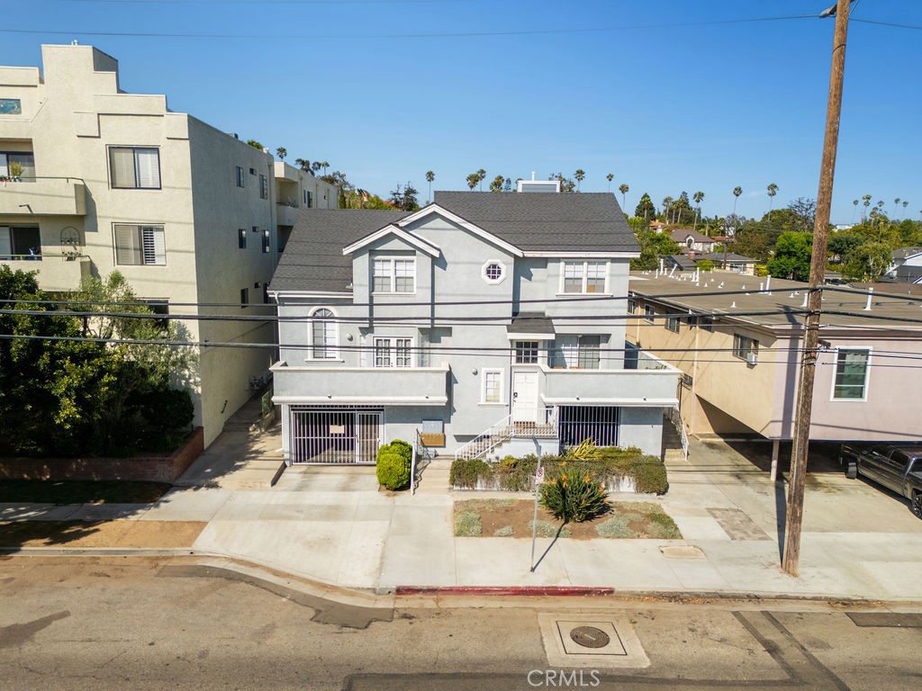 3552 S Centinela Avenue