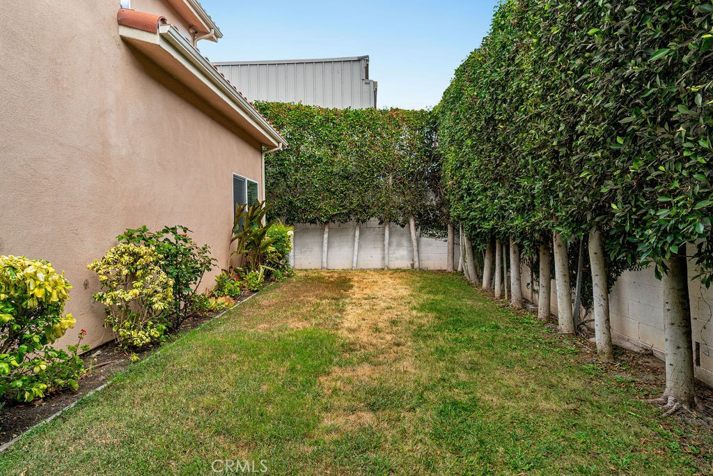 24842 Frampton Avenue