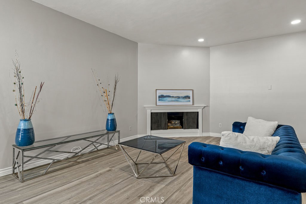 400 S La Fayette Park Place 315
