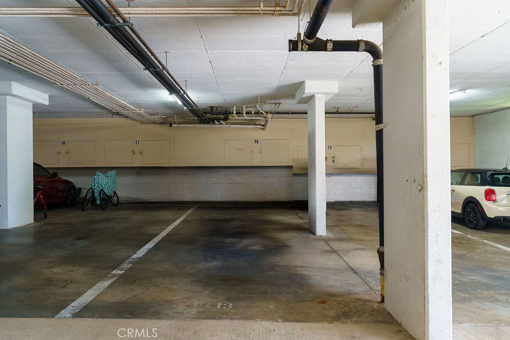 1110 W 10th Street 104