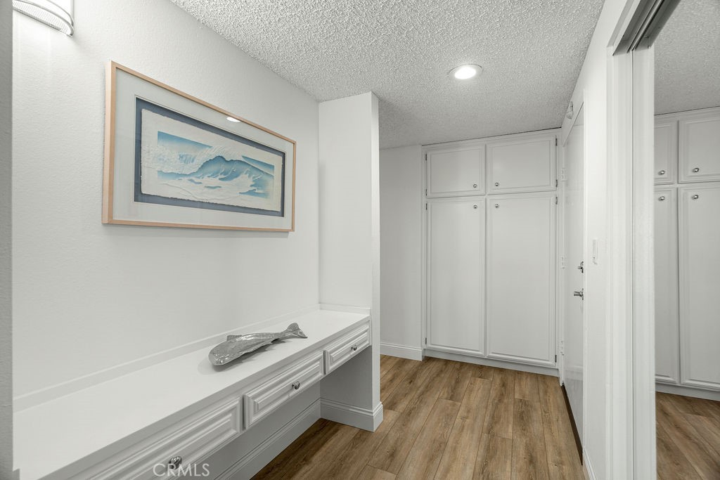 1110 W 10th Street 104