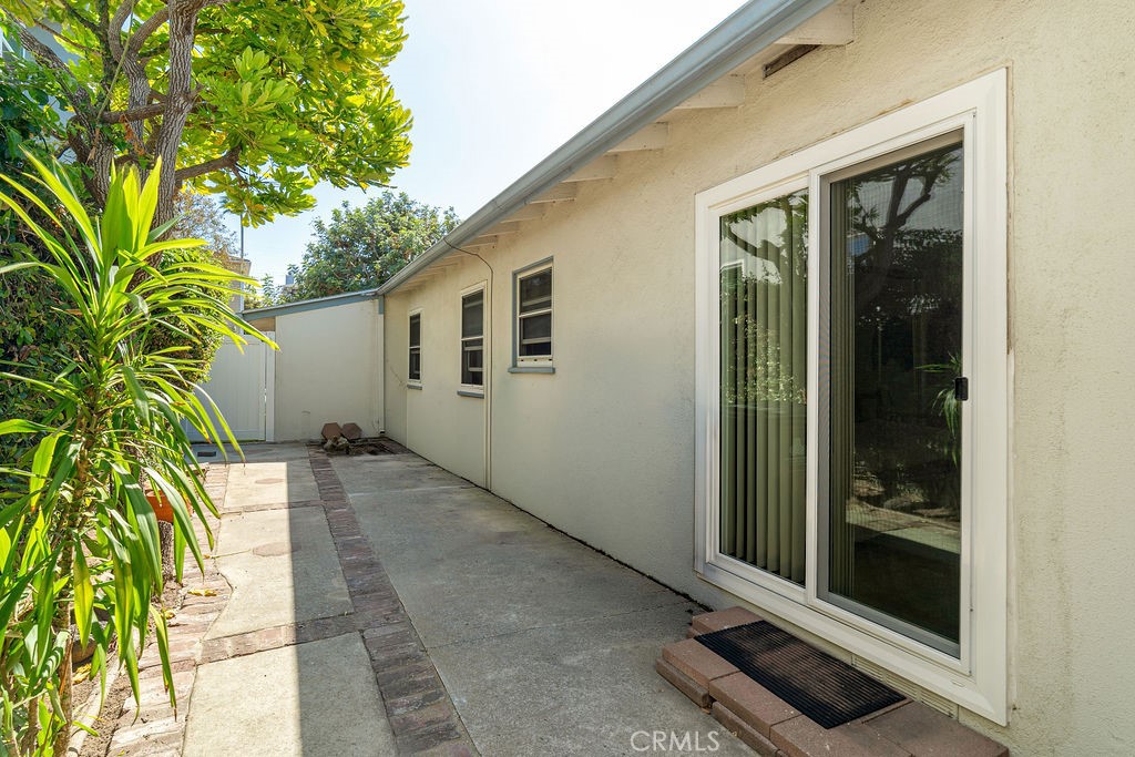 7419 W 89th Street