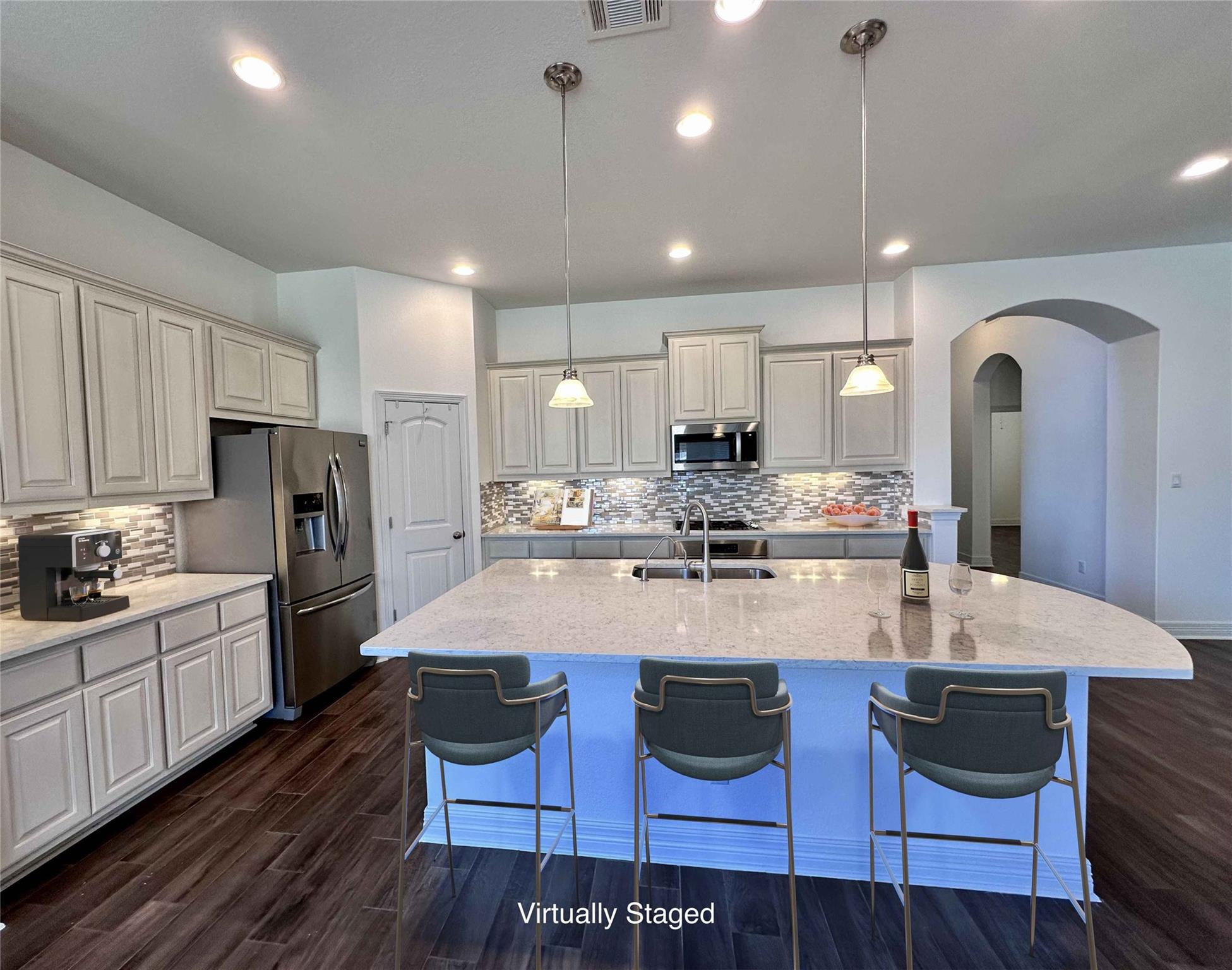 756 Bonnet BLVD