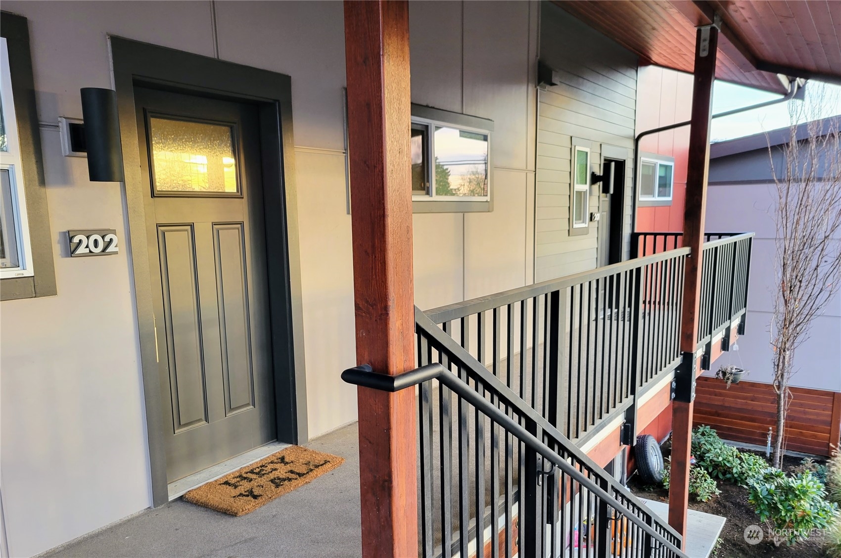 1880 Front Street Unit: 202