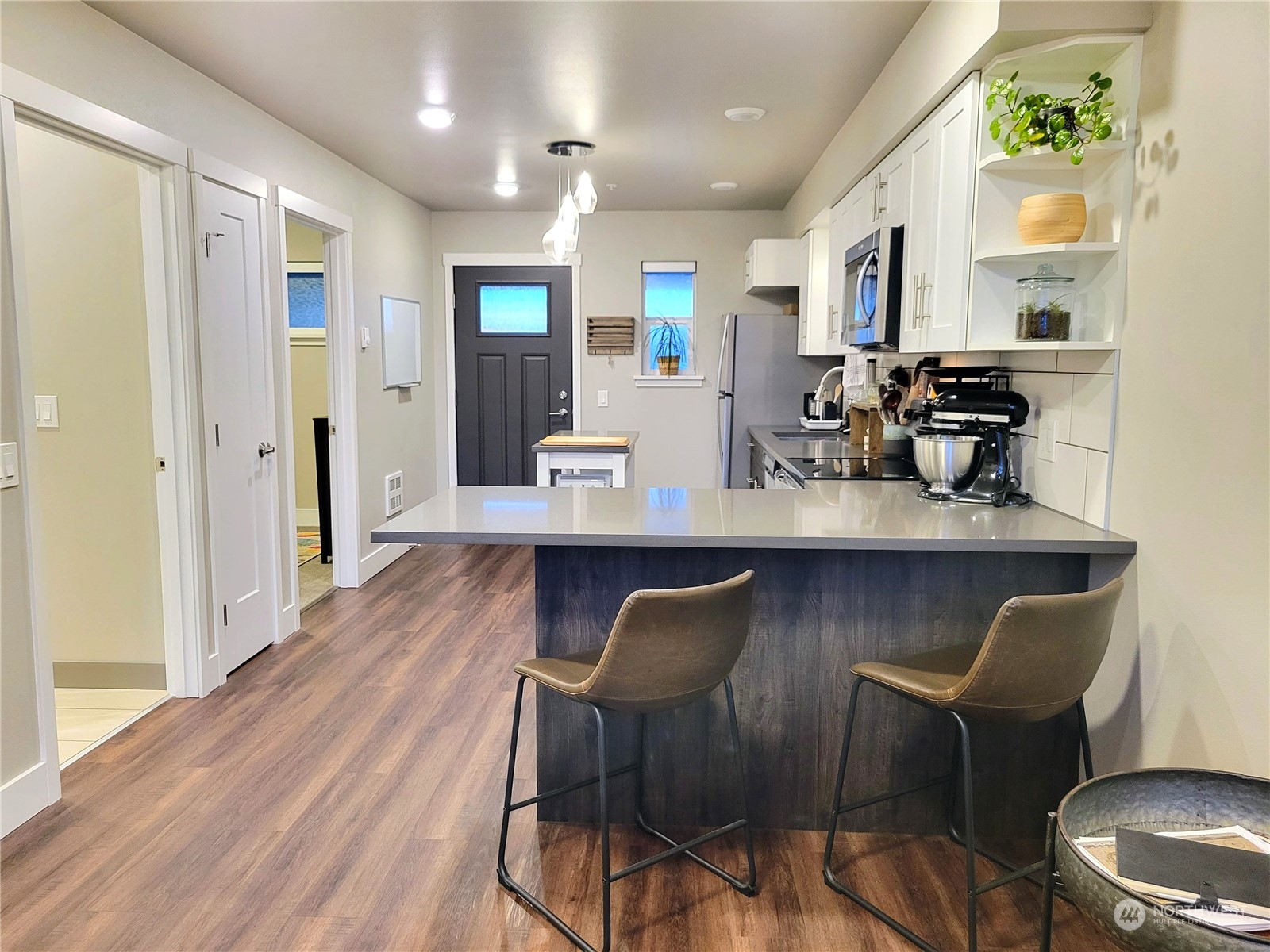 1880 Front Street Unit: 202