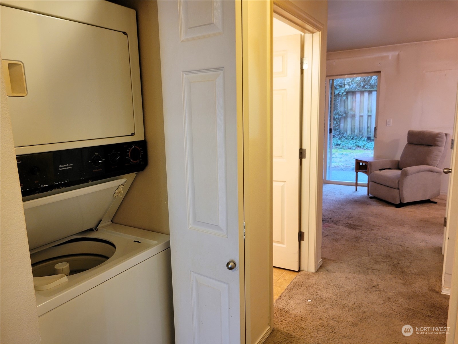 2713 W Maplewood Avenue Unit: #112