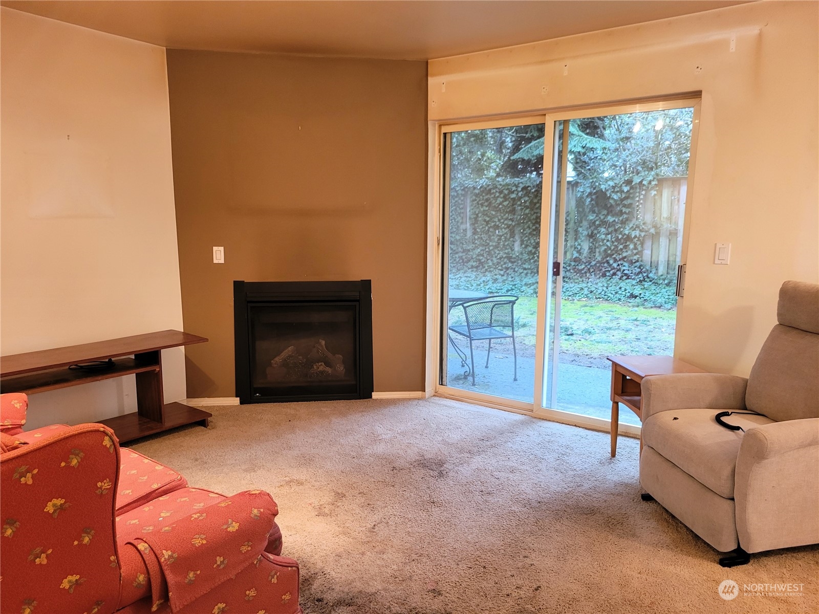 2713 W Maplewood Avenue Unit: #112