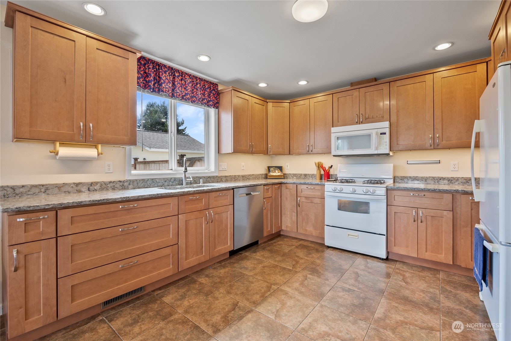 8262 Snohomish Road