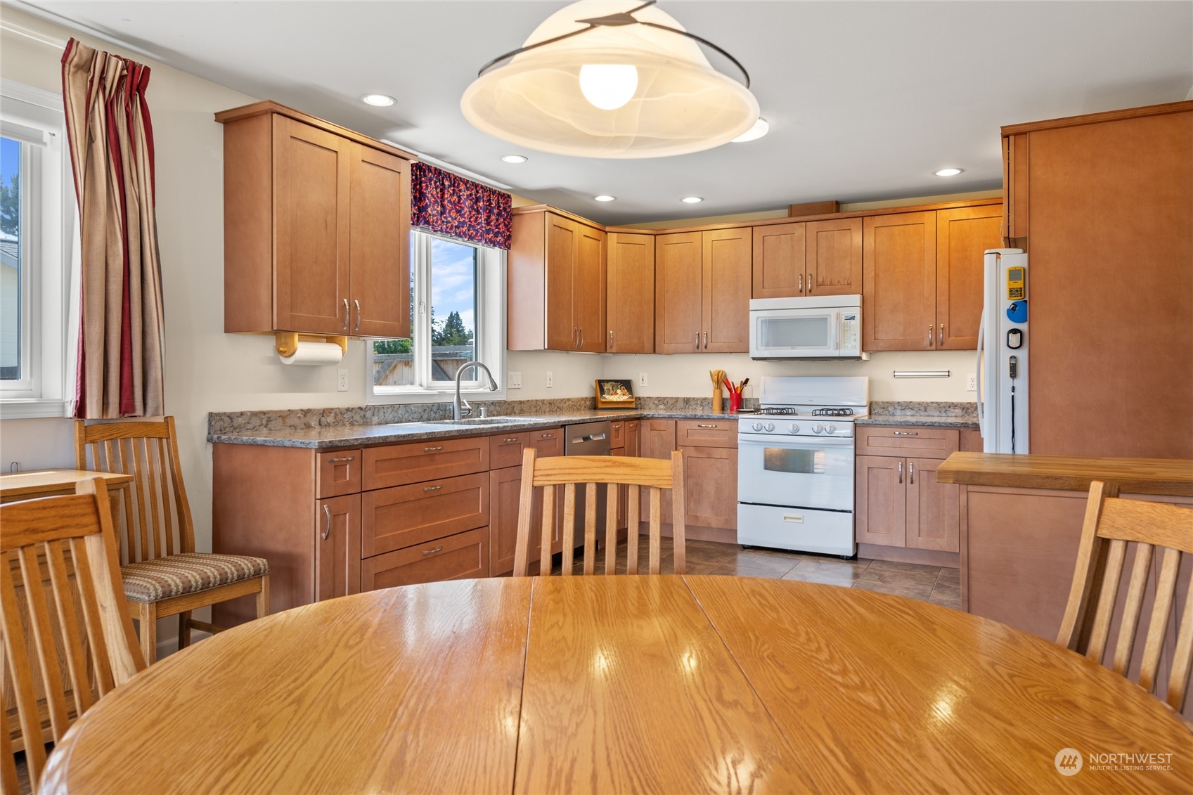 8262 Snohomish Road