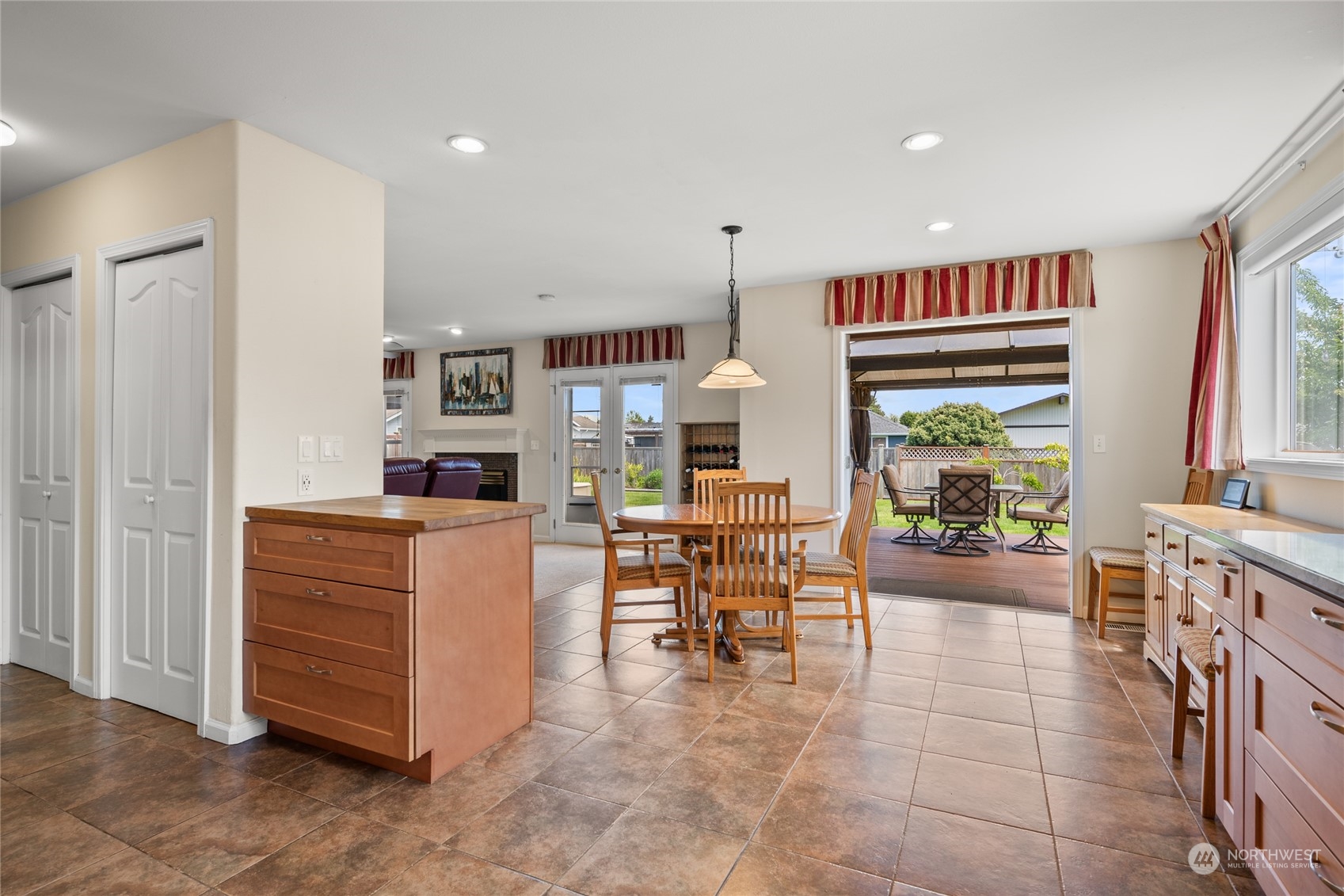 8262 Snohomish Road