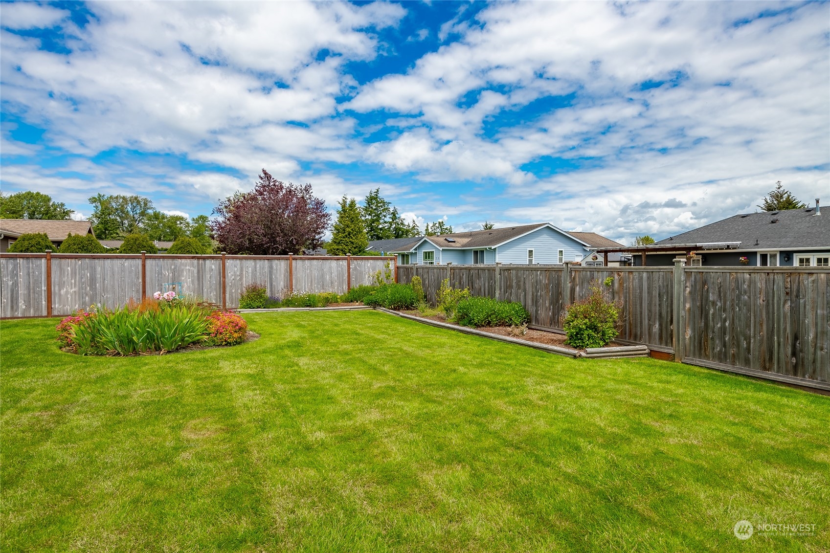 8262 Snohomish Road