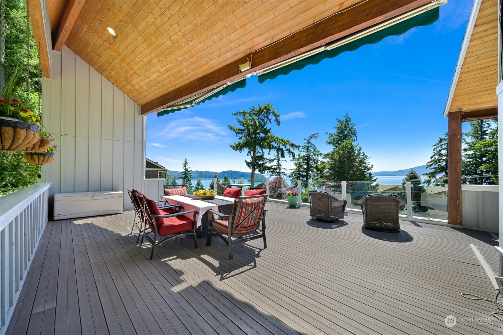 1330 Chuckanut Drive