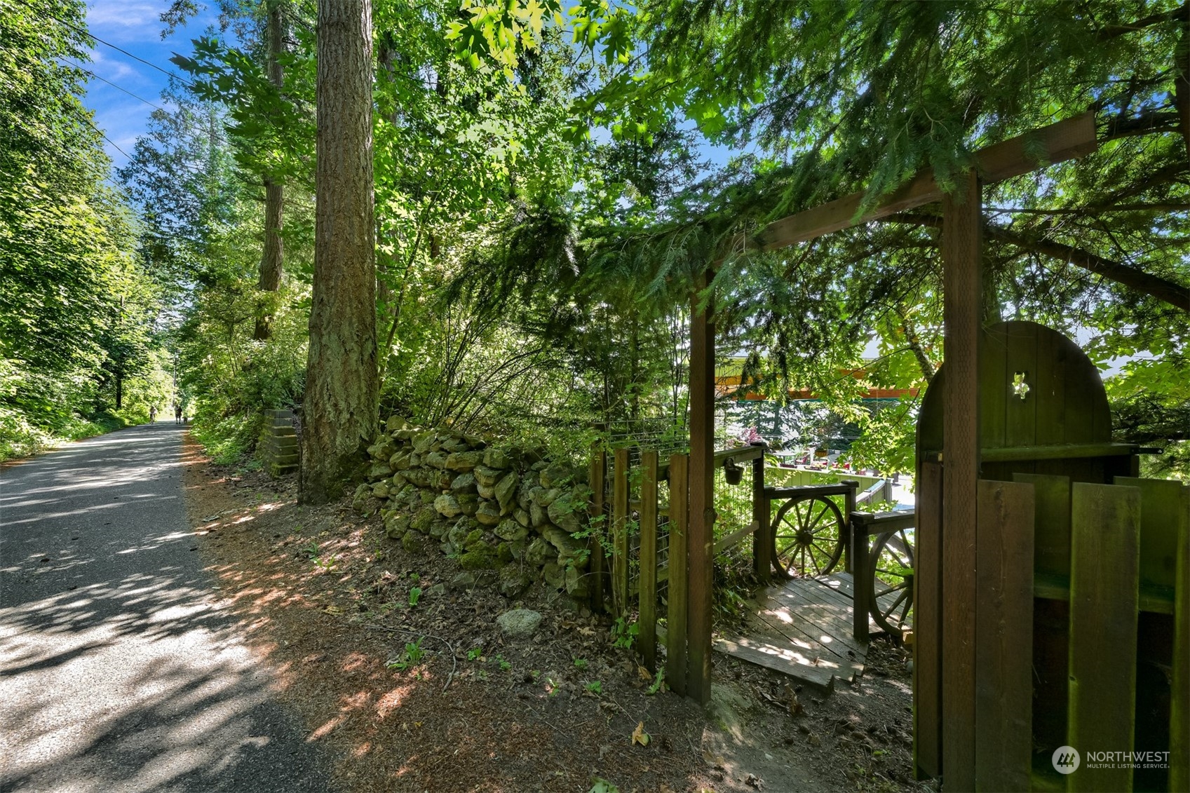 1330 Chuckanut Drive
