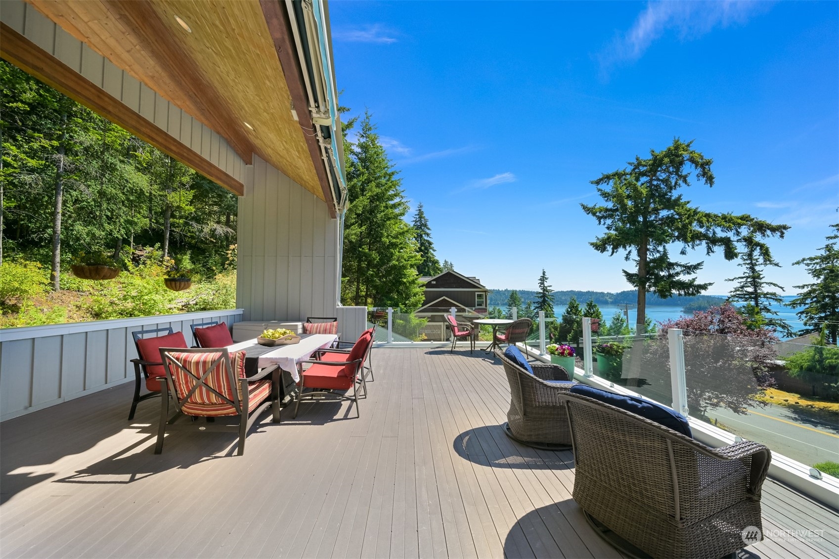 1330 Chuckanut Drive