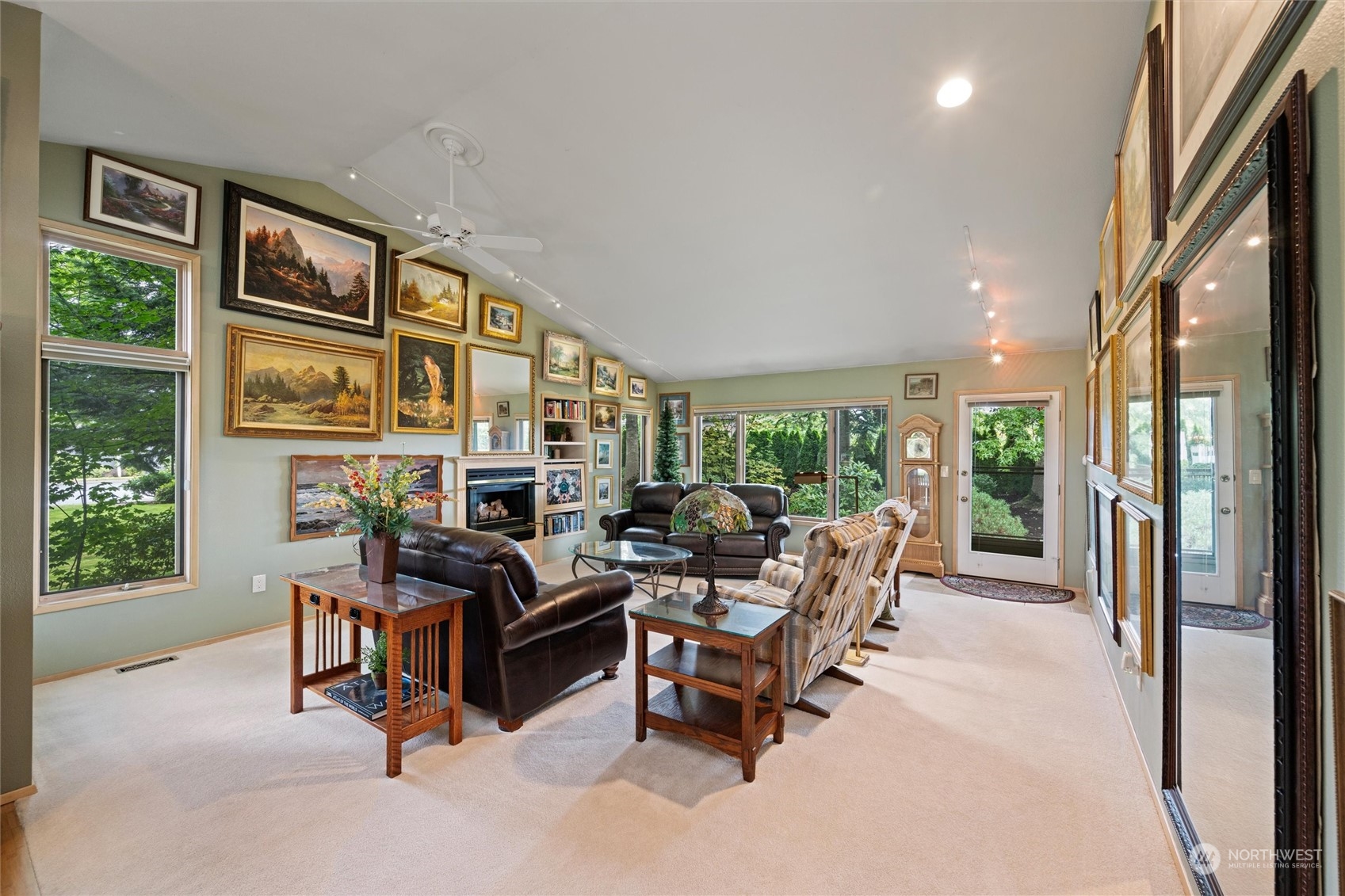 1498 E Village Lane Unit: B