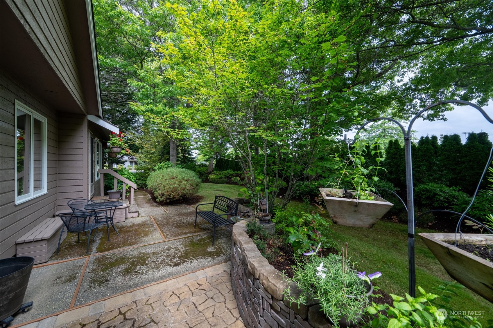 1498 E Village Lane Unit: B