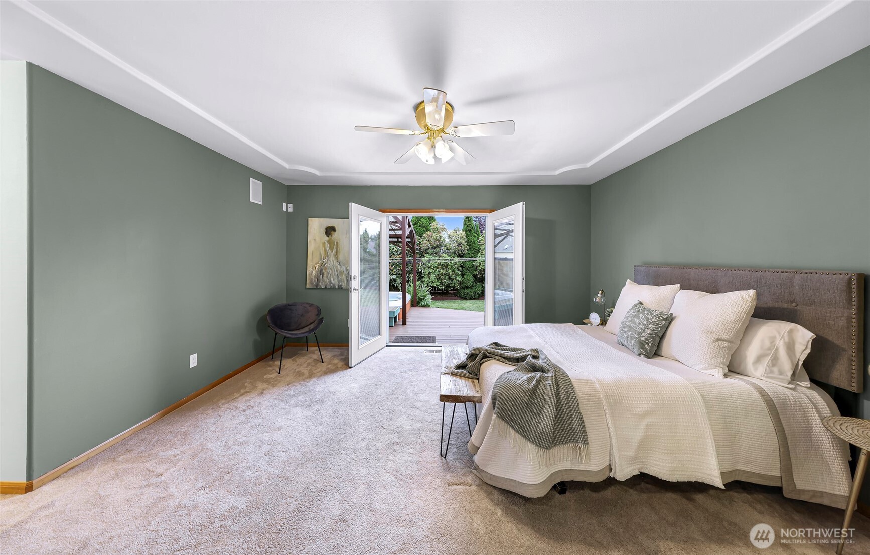 202 E Sunrise Drive