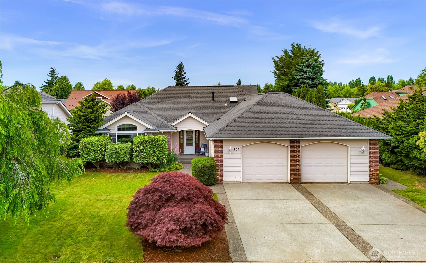 202 E Sunrise Drive
