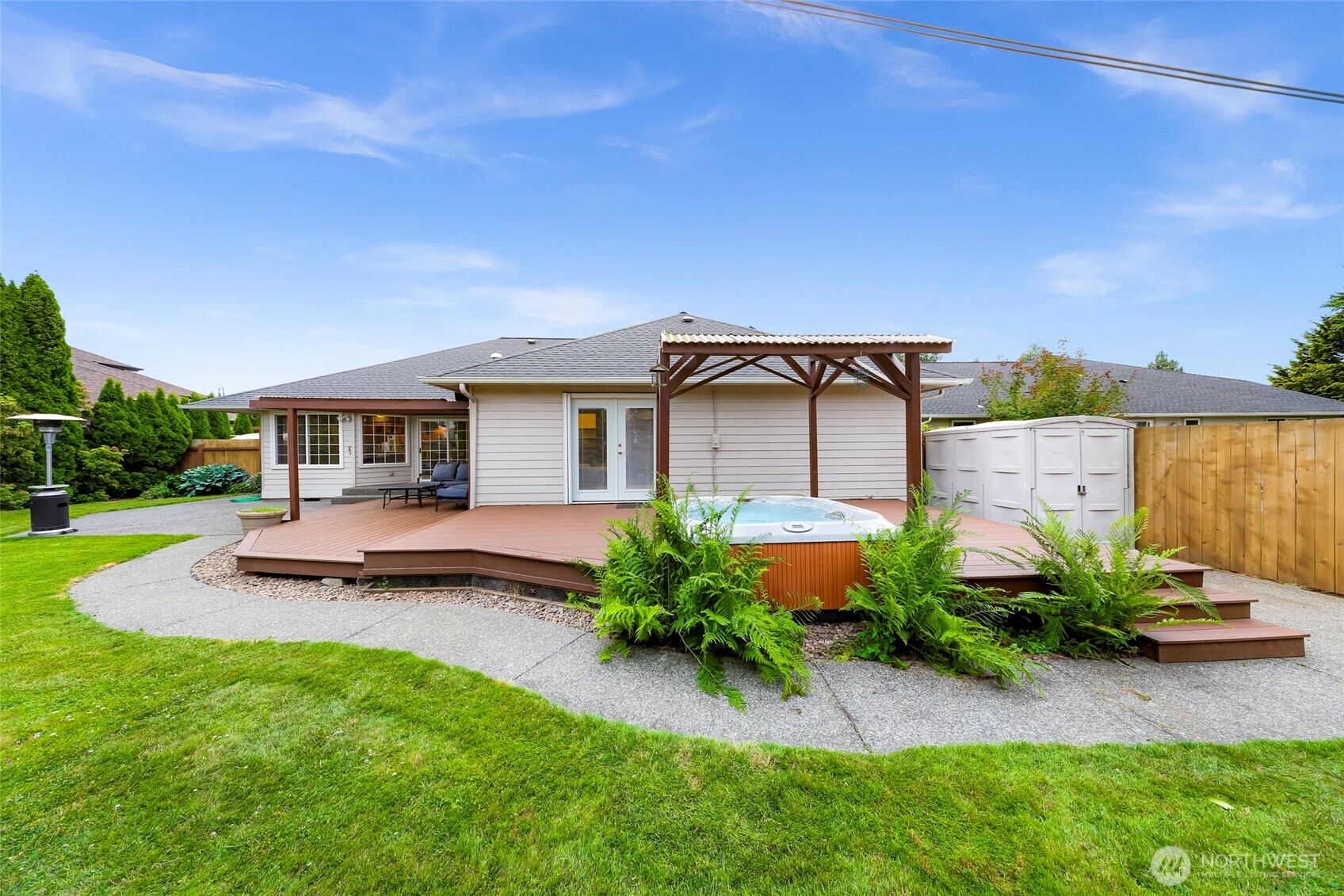 202 E Sunrise Drive