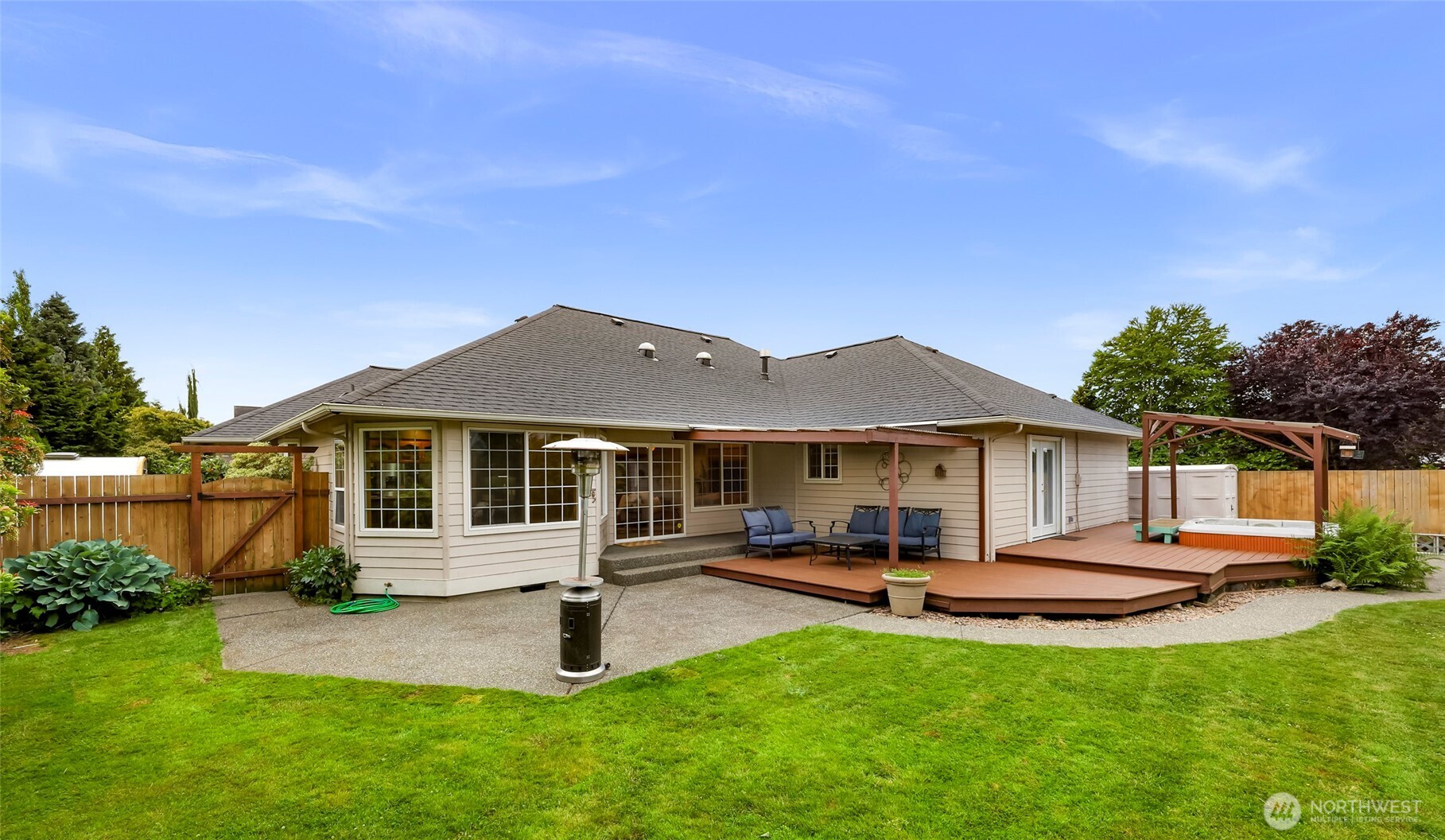 202 E Sunrise Drive