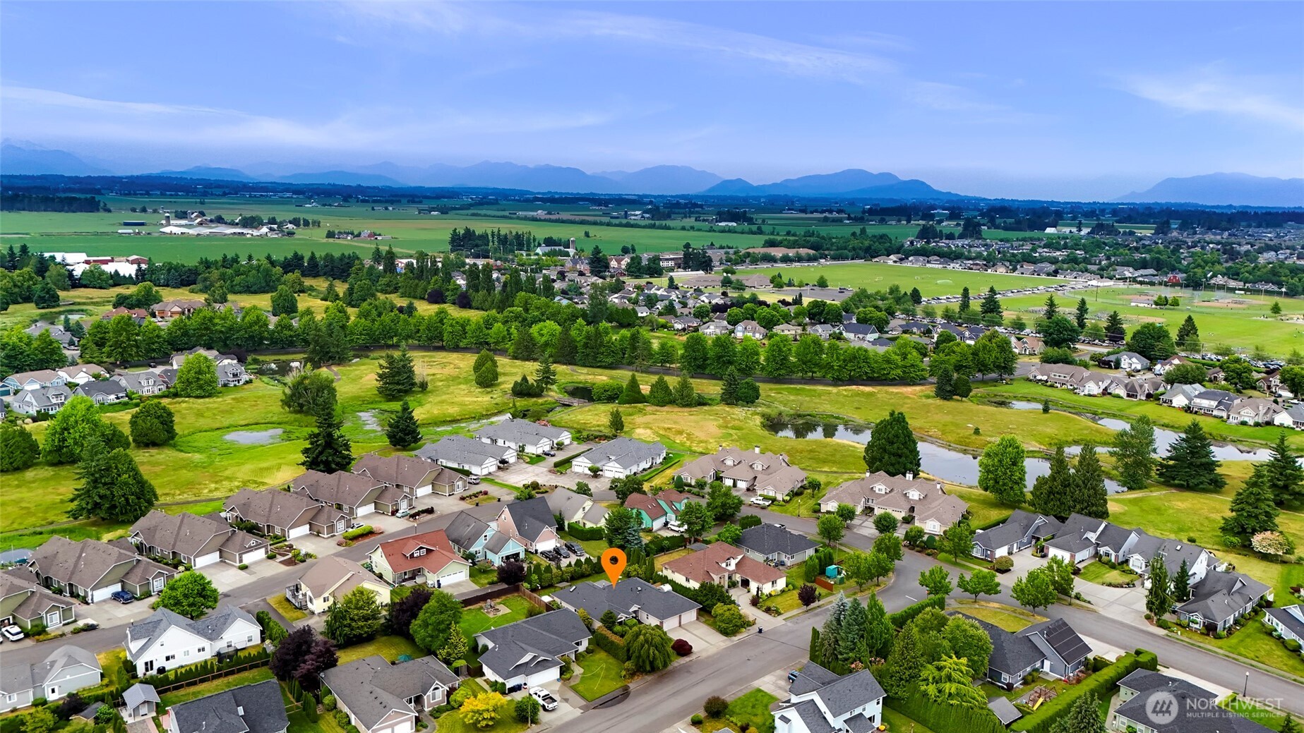 202 E Sunrise Drive