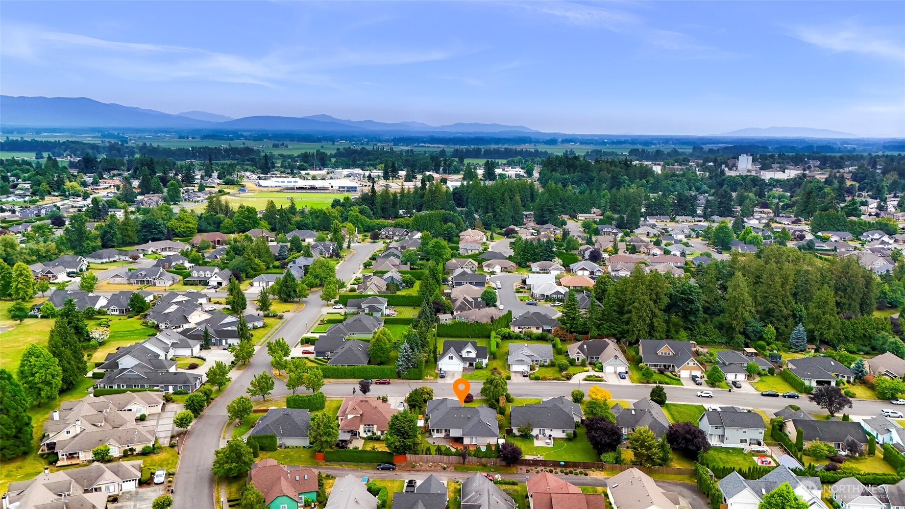 202 E Sunrise Drive