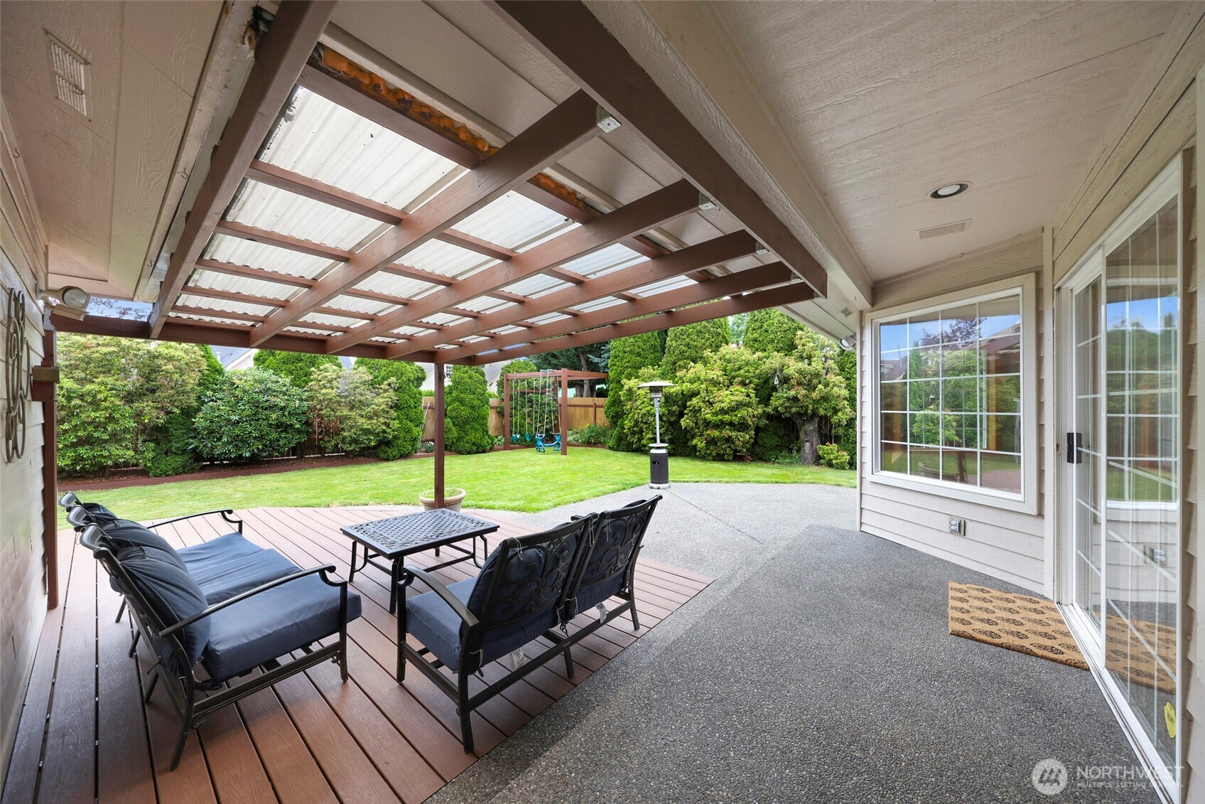 202 E Sunrise Drive