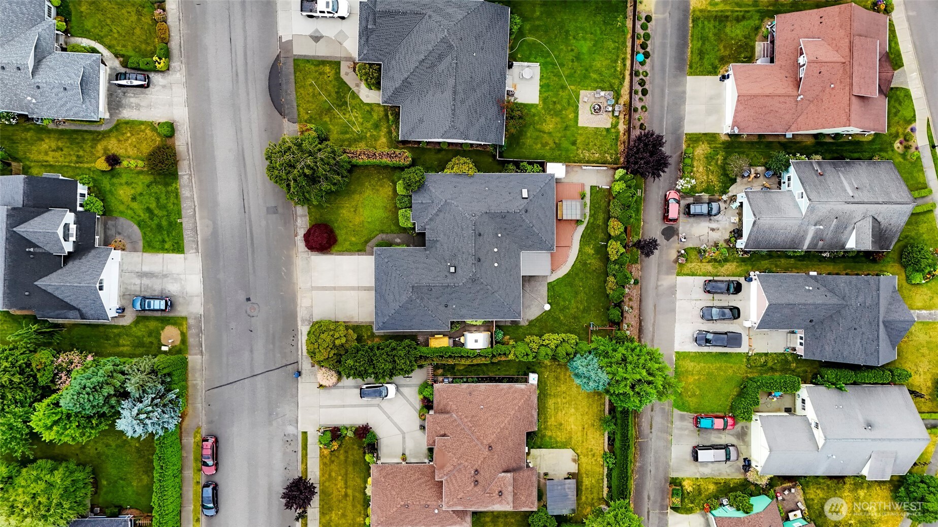 202 E Sunrise Drive