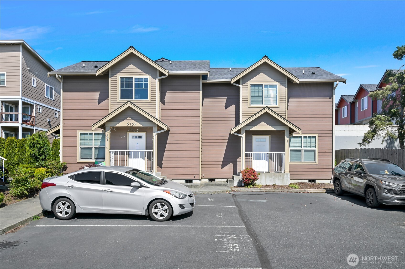 5751 Fallbrook Lane