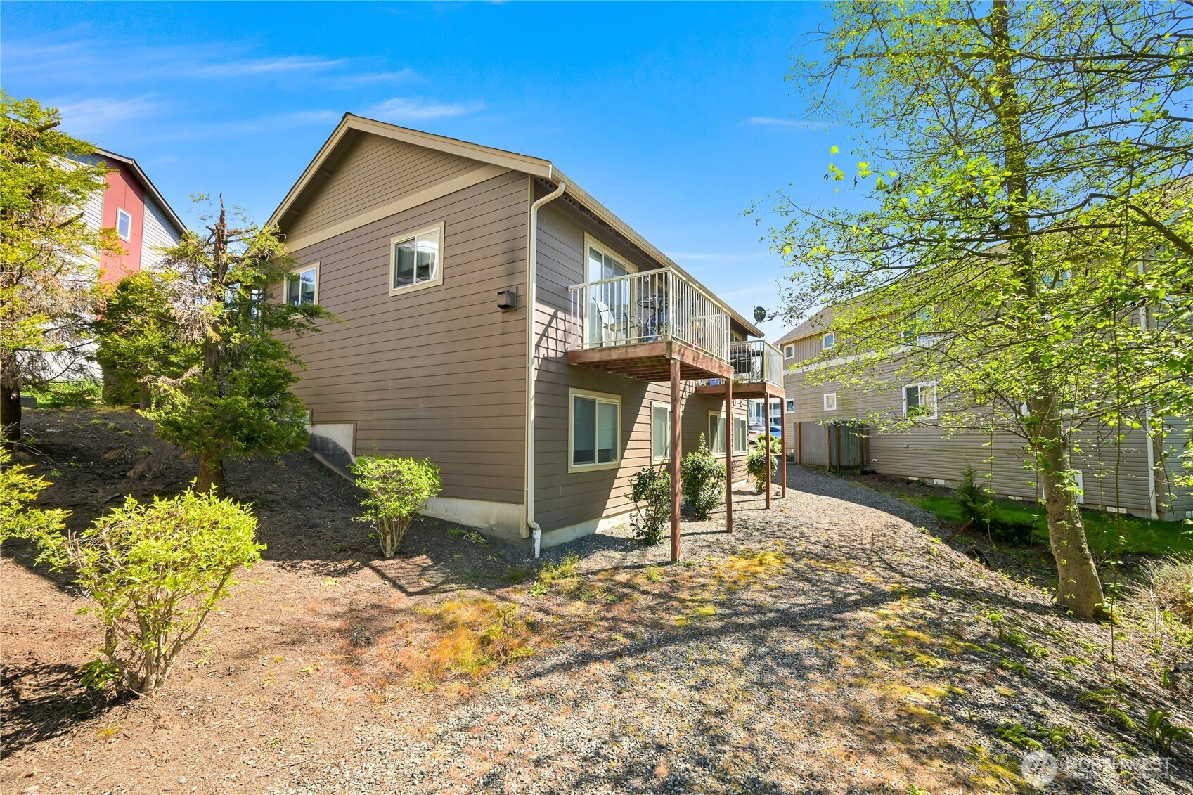 5751 Fallbrook Lane