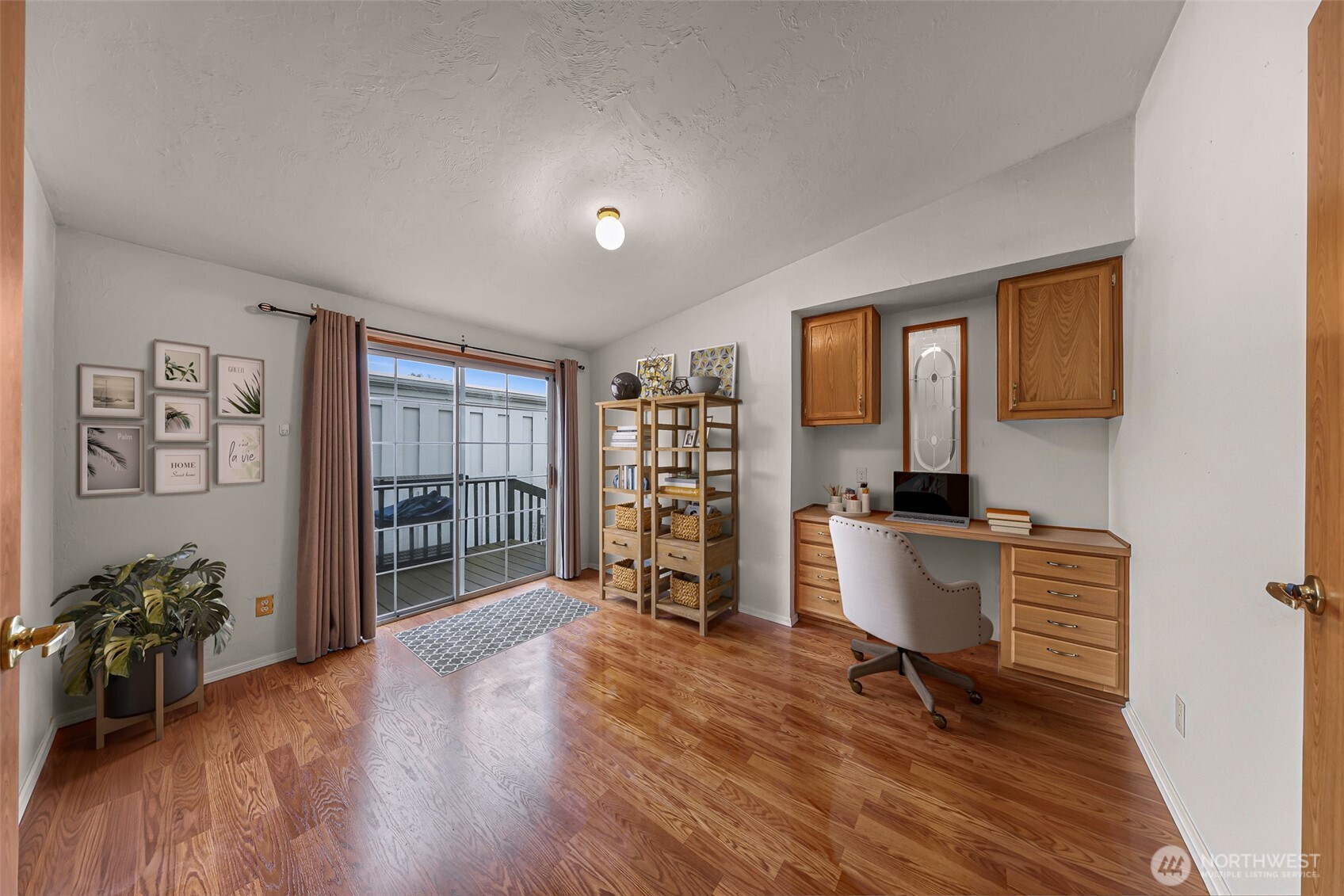 2015 24th Street Unit: 101