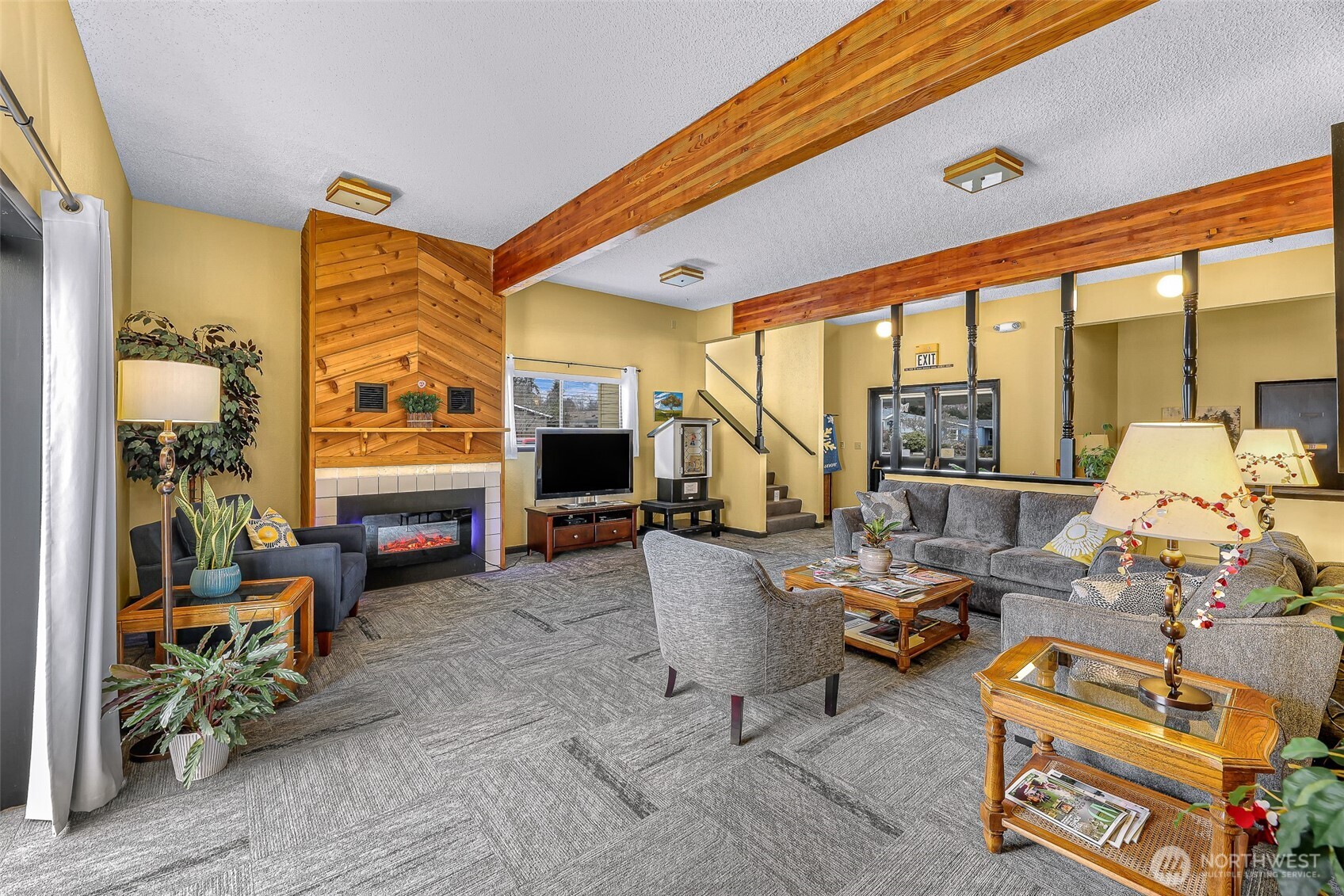 2015 24th Street Unit: 101