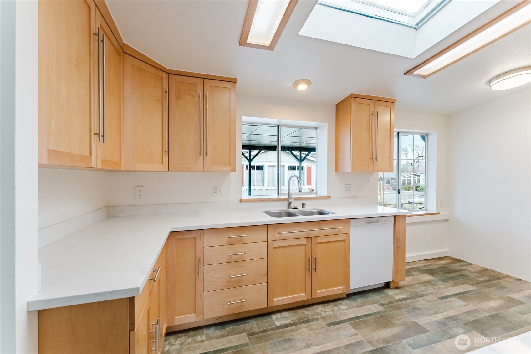3802 James Street Unit: 85