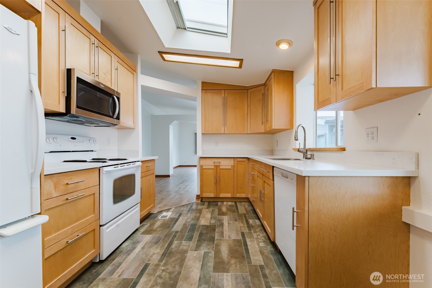 3802 James Street Unit: 85