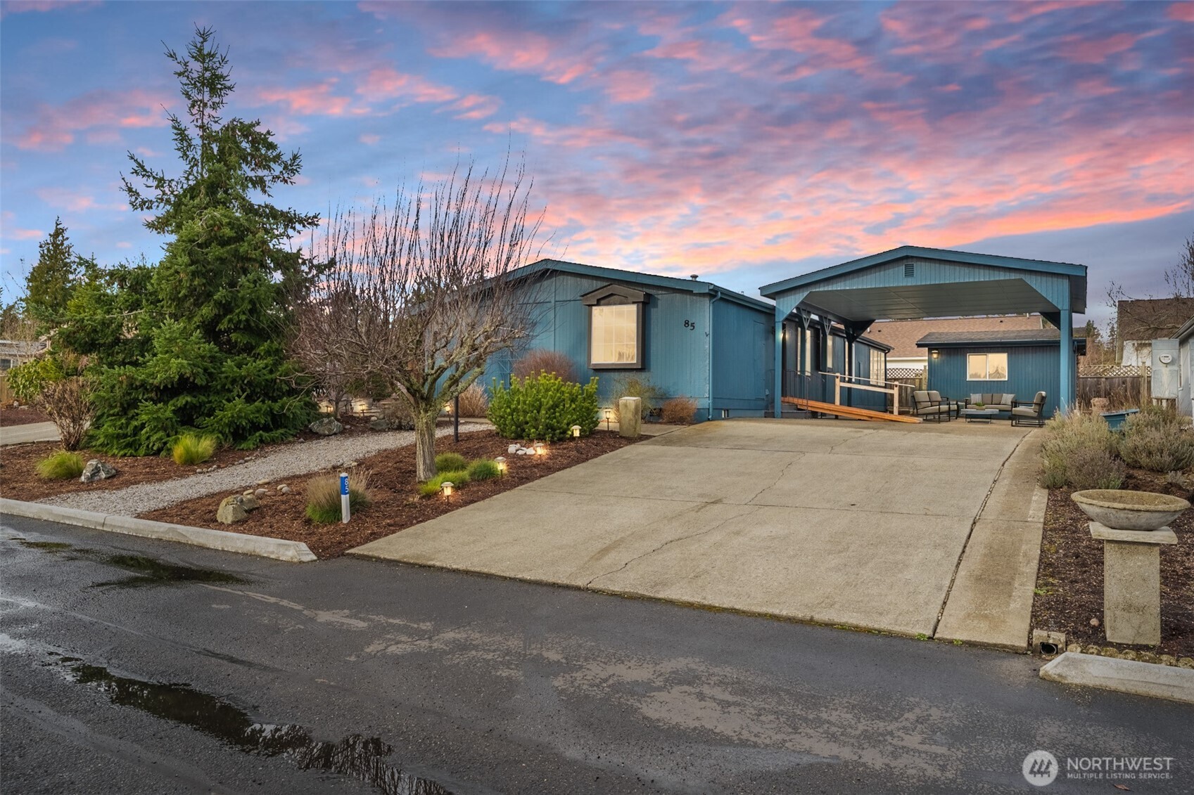 3802 James Street Unit: 85