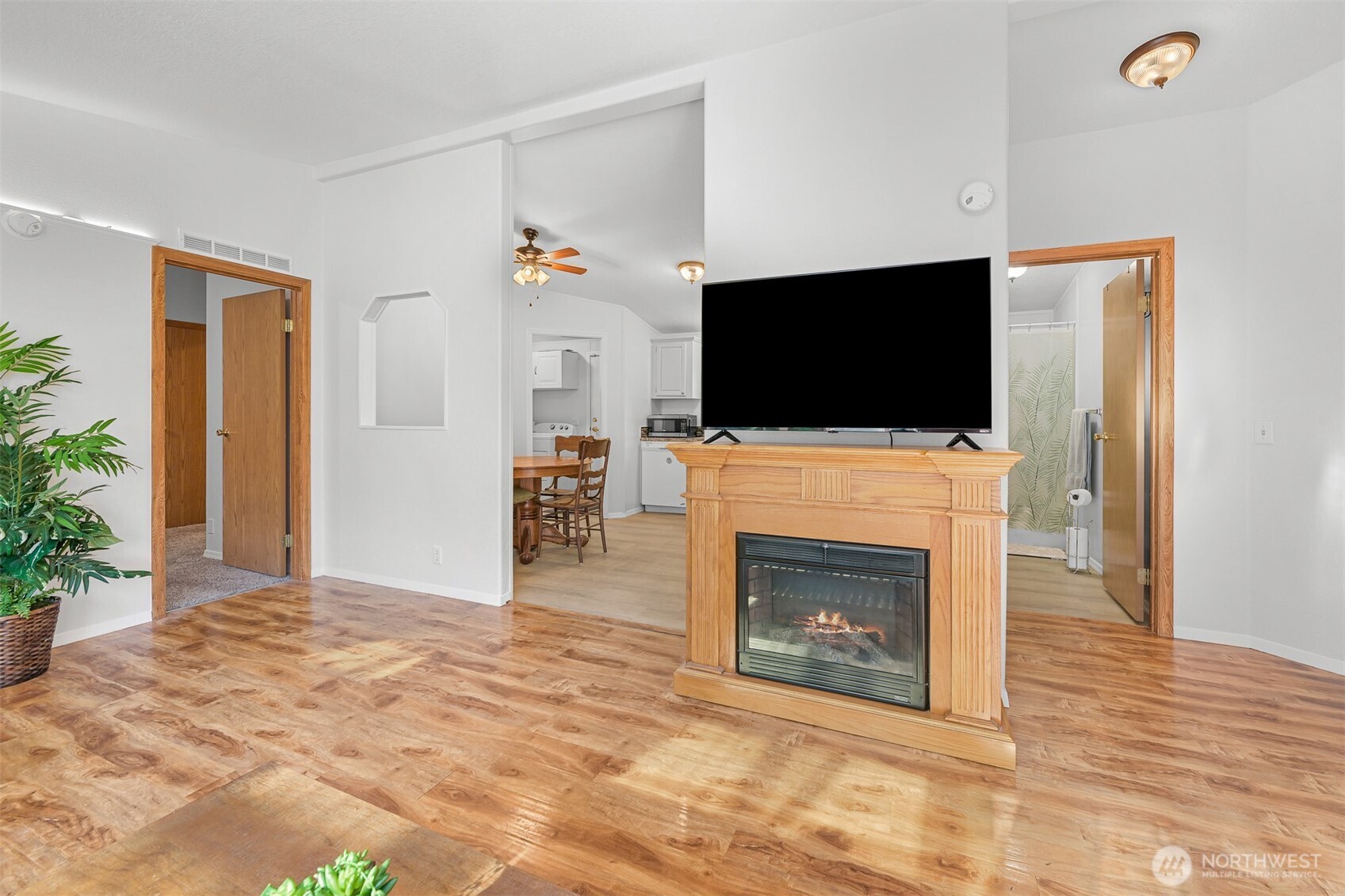 2174 Yew Street Road Unit: 22
