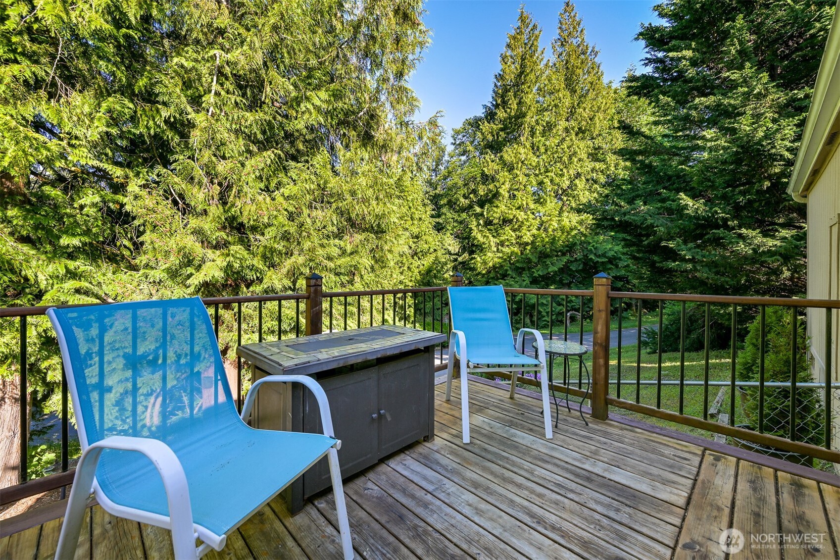 2174 Yew Street Road Unit: 22