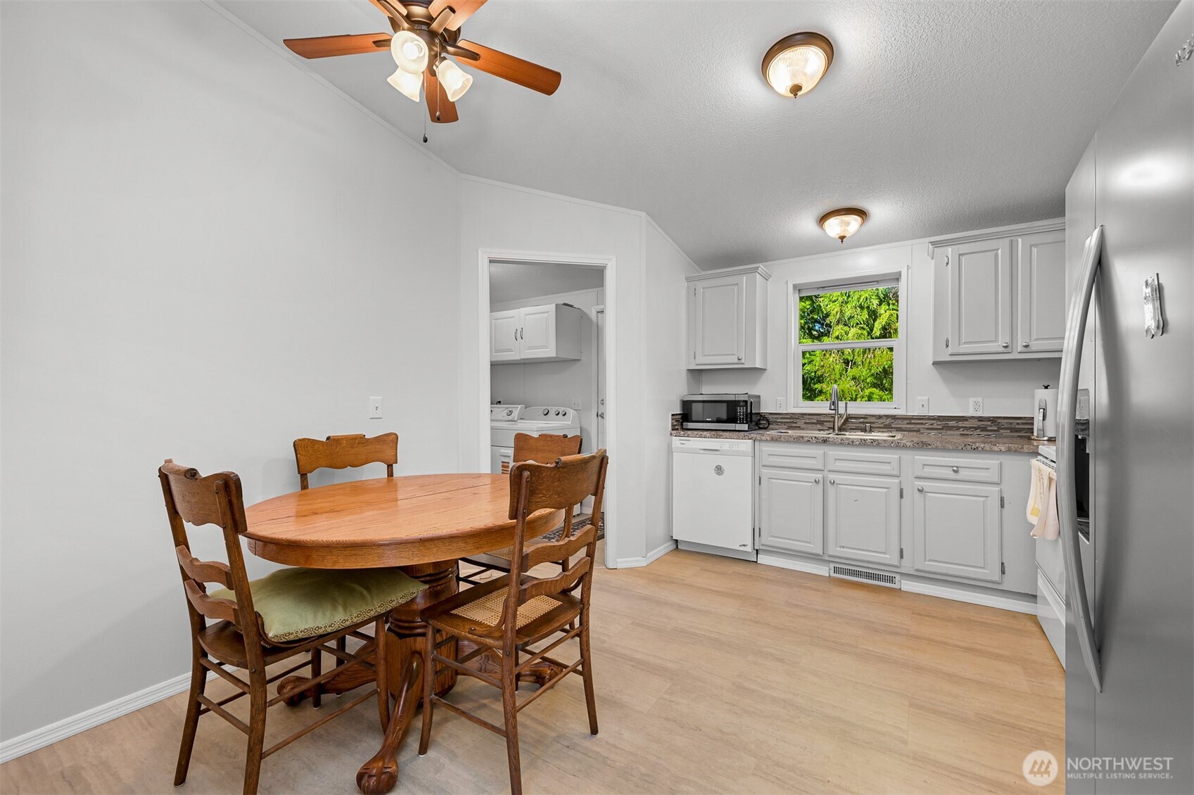 2174 Yew Street Road Unit: 22