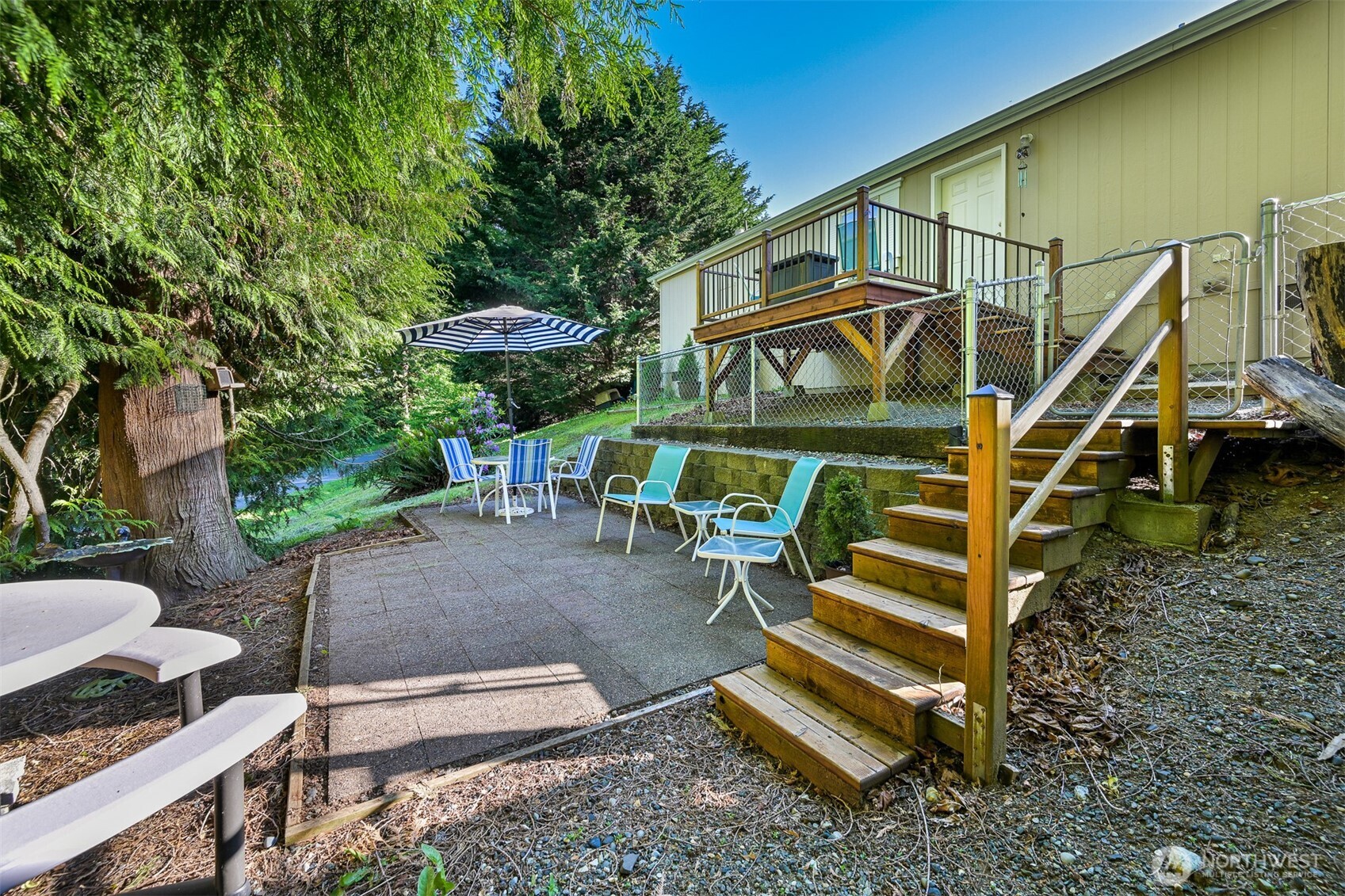 2174 Yew Street Road Unit: 22