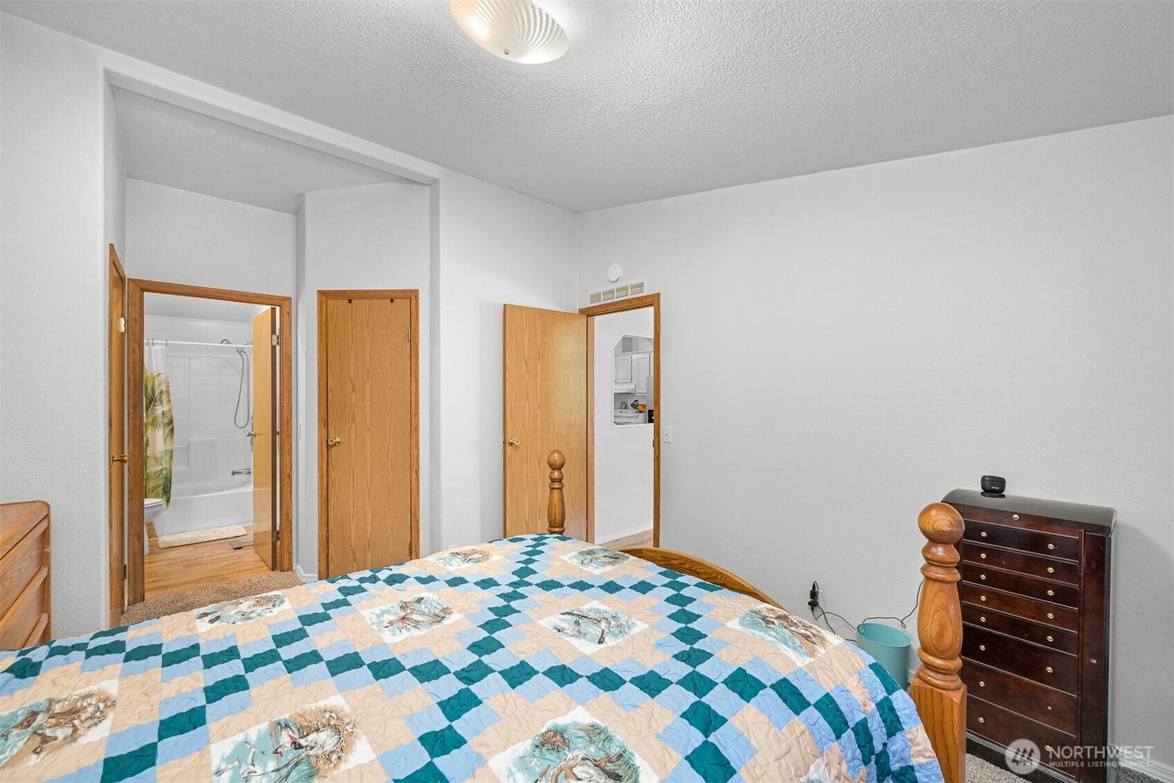 2174 Yew Street Road Unit: 22